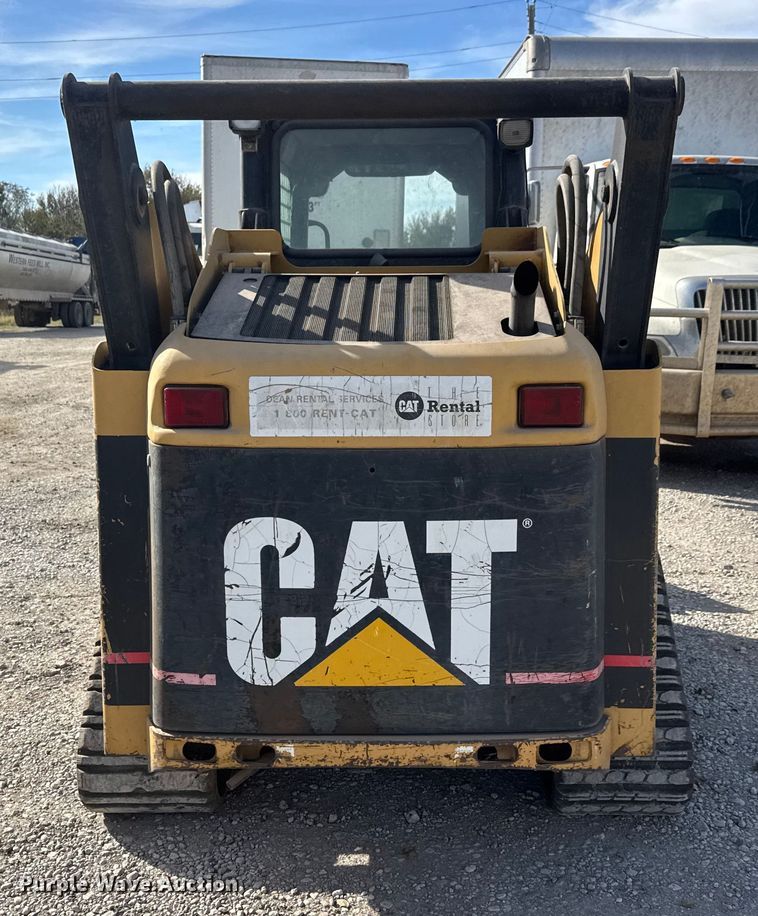 image for item NA9836 2004 Caterpillar 257 tracked skid steer loader