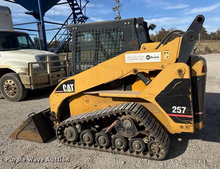 image for item NA9836 2004 Caterpillar 257 tracked skid steer loader