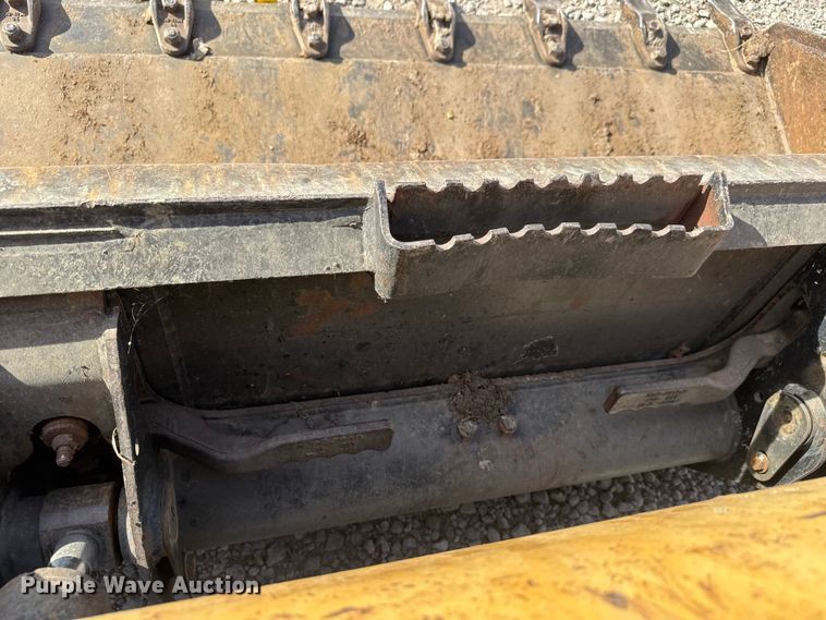 image for item NA9836 2004 Caterpillar 257 tracked skid steer loader