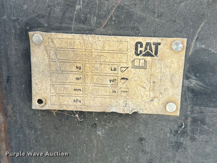 image for item NA9836 2004 Caterpillar 257 tracked skid steer loader