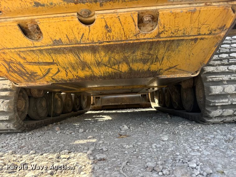 image for item NA9836 2004 Caterpillar 257 tracked skid steer loader