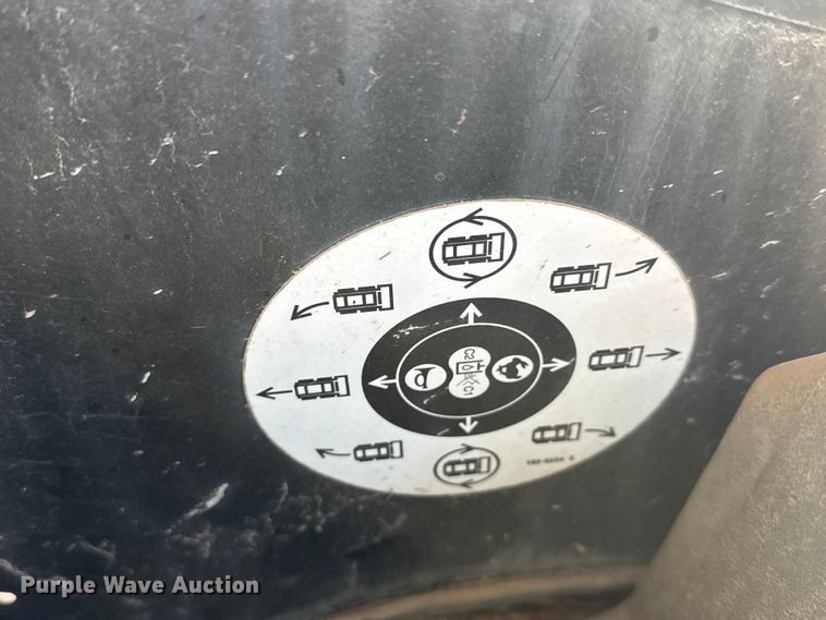 image for item NA9836 2004 Caterpillar 257 tracked skid steer loader