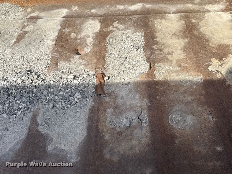 image for item NA9837 1996 International 4900 dump truck