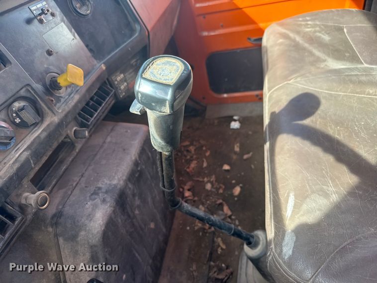 image for item NA9837 1996 International 4900 dump truck