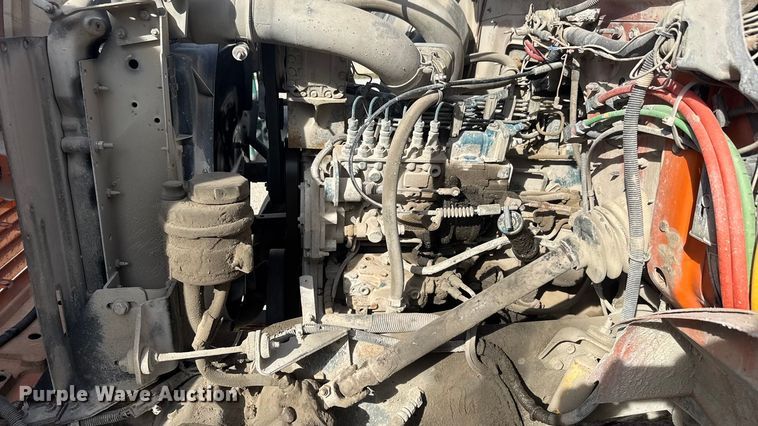 image for item NA9837 1996 International 4900 dump truck