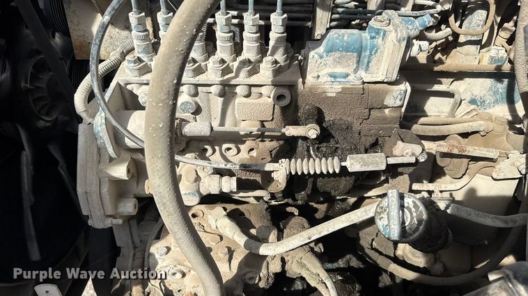 image for item NA9837 1996 International 4900 dump truck