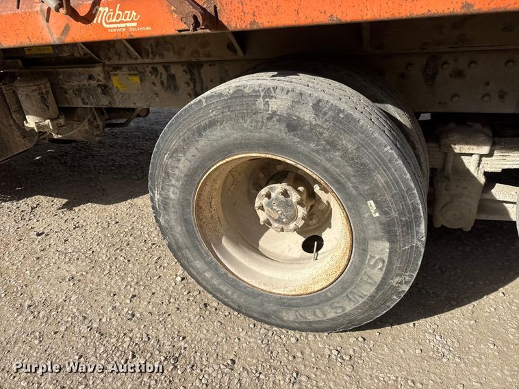 image for item NA9837 1996 International 4900 dump truck