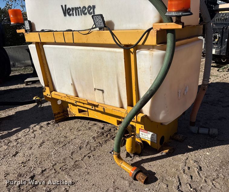 image for item NA9860 Vermeer MX125 fluid mixing system