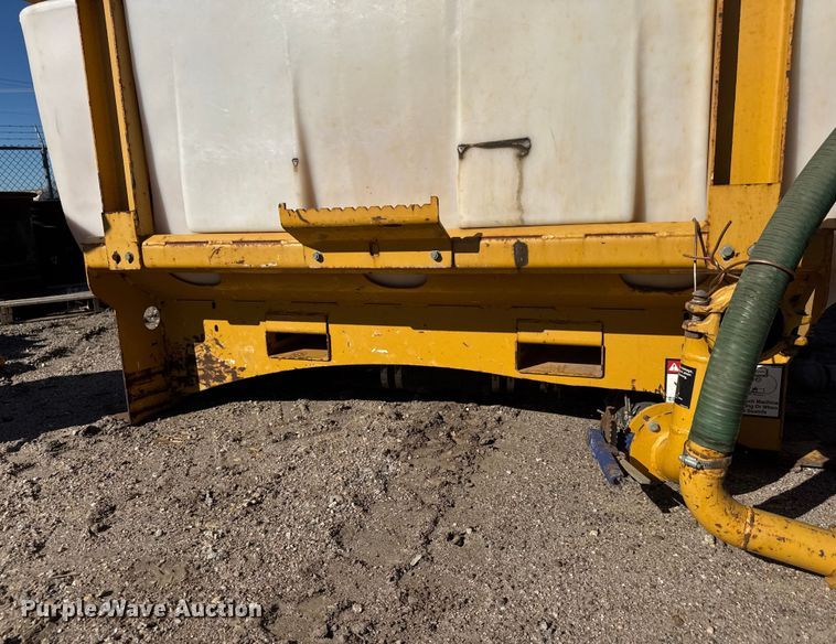 image for item NA9860 Vermeer MX125 fluid mixing system