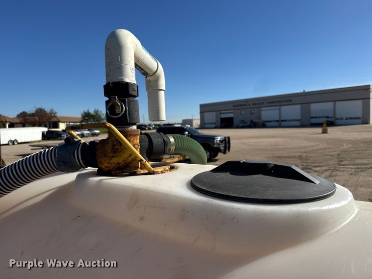 image for item NA9860 Vermeer MX125 fluid mixing system