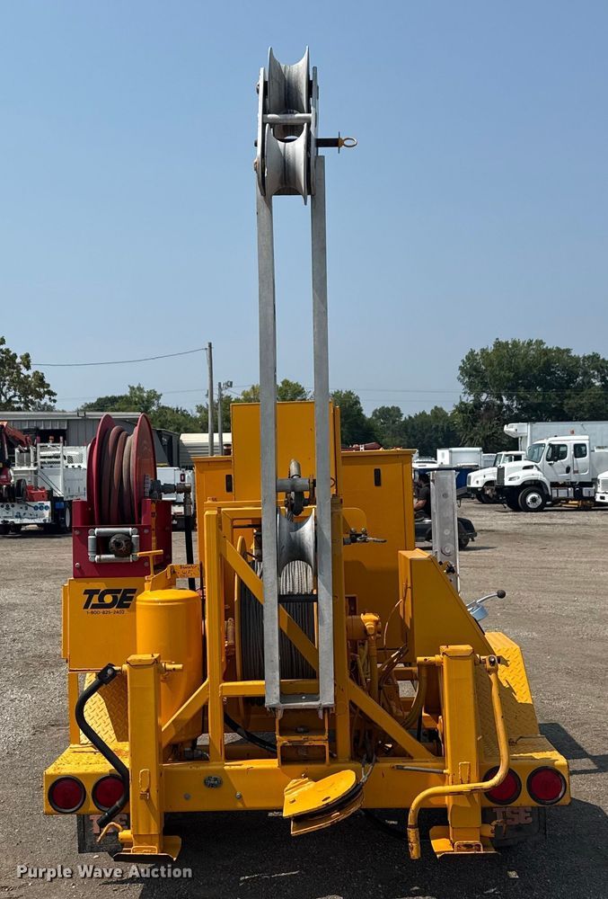 image for item NU9590 2000 TSE International Inc UP70B cable puller