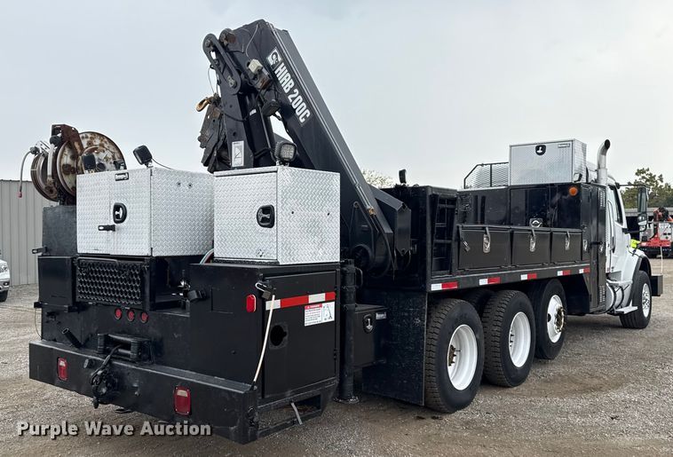 image for item NU9617 2007 Freightliner Business Class M2 crane truck