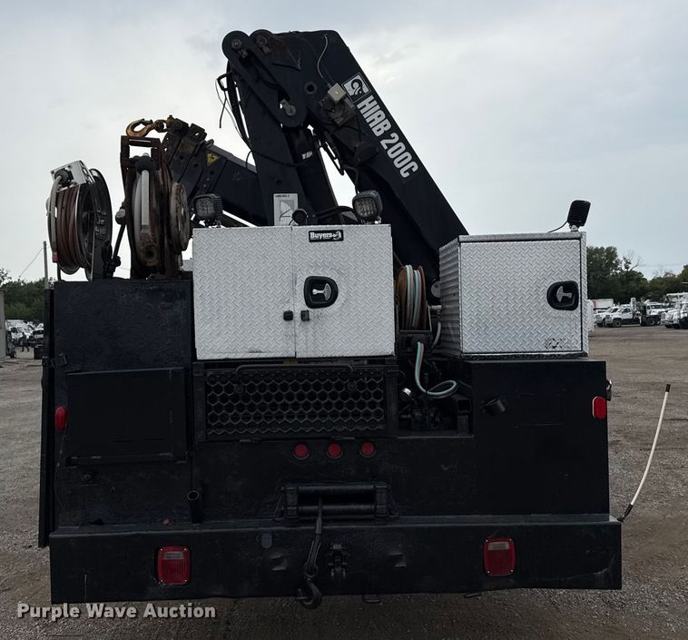 image for item NU9617 2007 Freightliner Business Class M2 crane truck