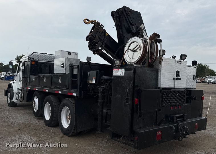 image for item NU9617 2007 Freightliner Business Class M2 crane truck