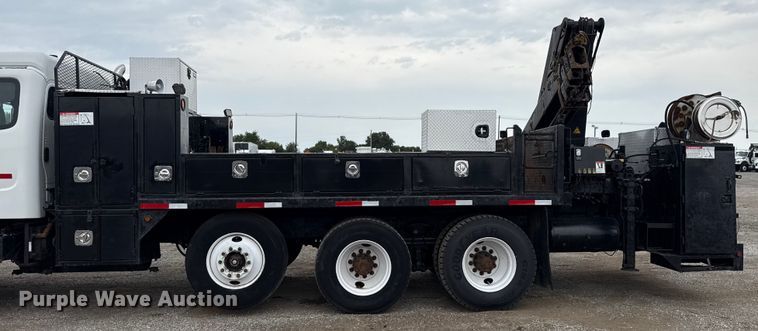 image for item NU9617 2007 Freightliner Business Class M2 crane truck