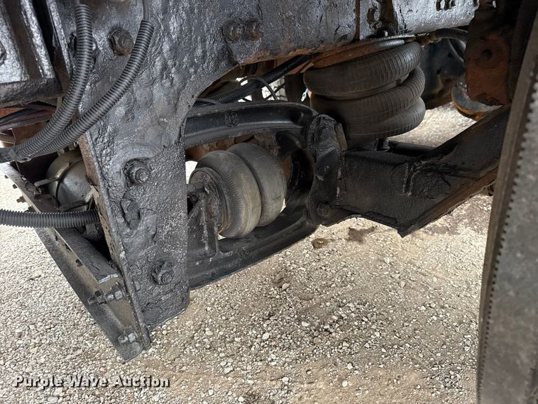 image for item NU9617 2007 Freightliner Business Class M2 crane truck