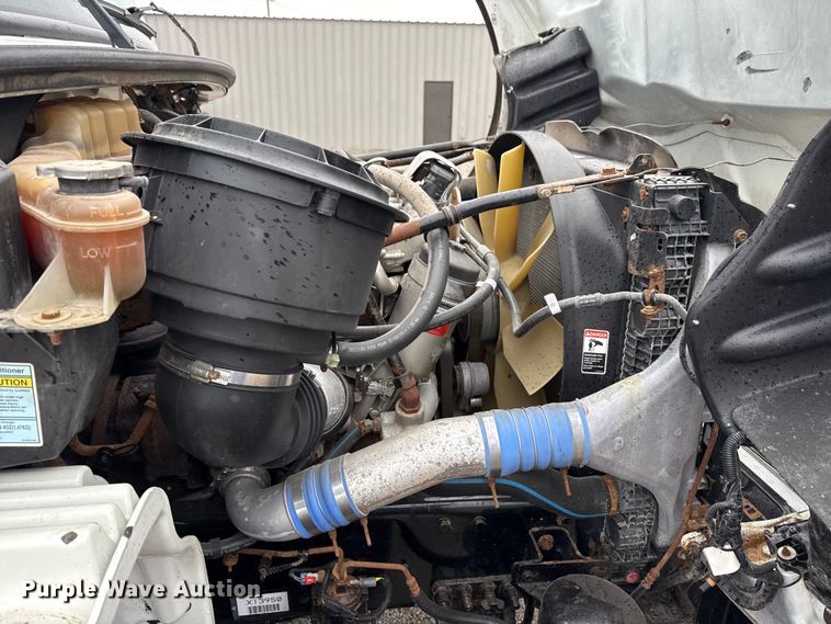 image for item NU9617 2007 Freightliner Business Class M2 crane truck