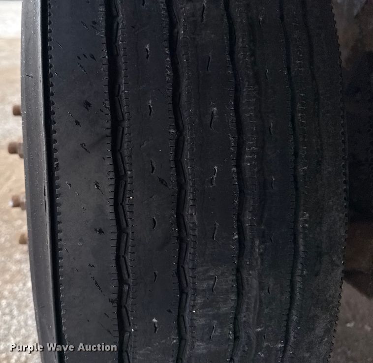 image for item NU9617 2007 Freightliner Business Class M2 crane truck