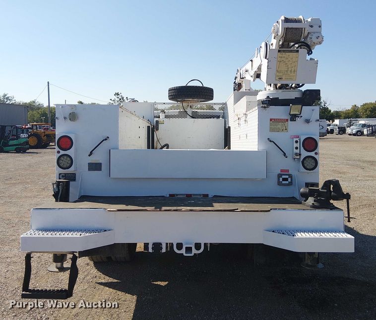 image for item NU9751 2017 RAM 5500 utility / service truck