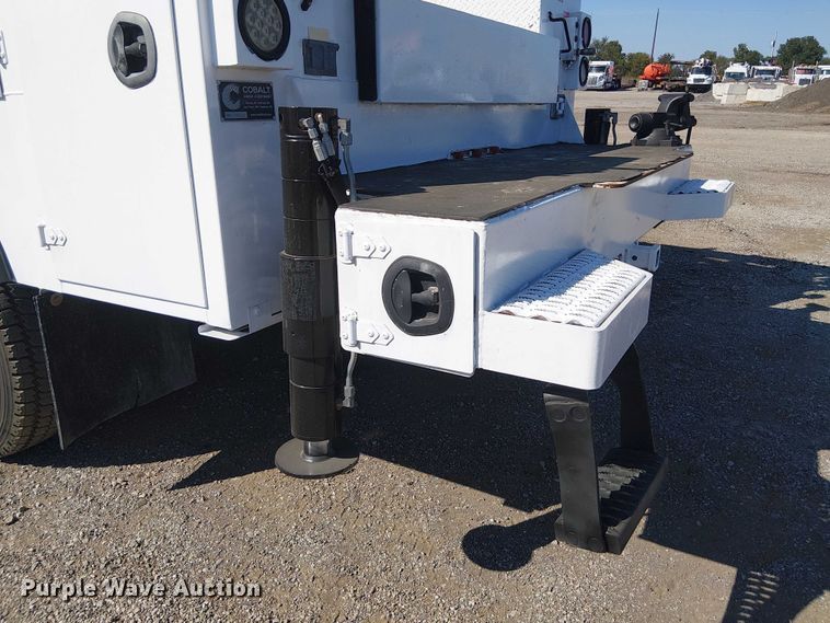 image for item NU9751 2017 RAM 5500 utility / service truck