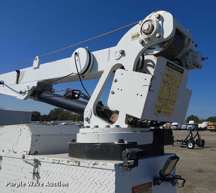 image for item NU9751 2017 RAM 5500 utility / service truck