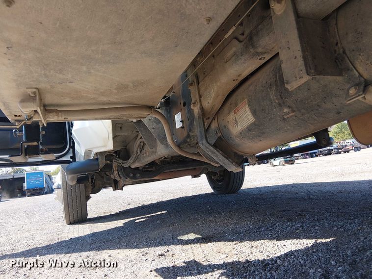 image for item NU9751 2017 RAM 5500 utility / service truck