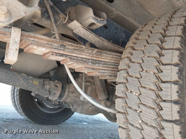 image for item NU9751 2017 RAM 5500 utility / service truck