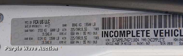 image for item NU9751 2017 RAM 5500 utility / service truck