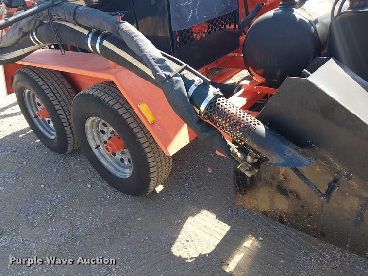 image for item NU9762 2016 Duraco 124DJT pothole patcher