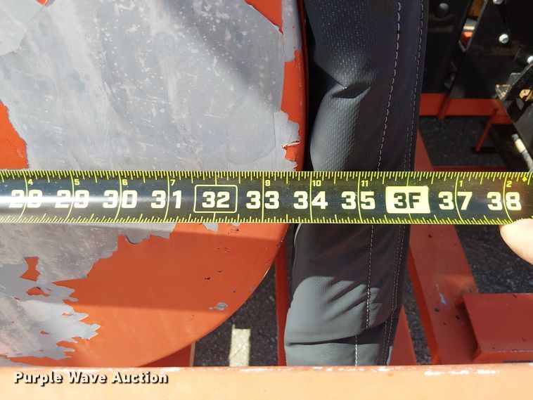 image for item NU9762 2016 Duraco 124DJT pothole patcher