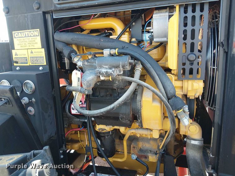 image for item NU9762 2016 Duraco 124DJT pothole patcher