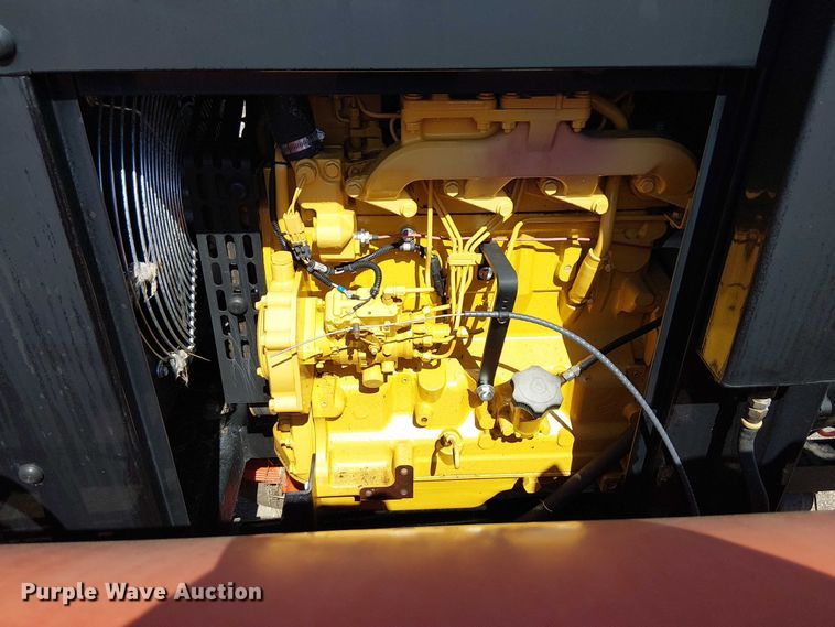 image for item NU9762 2016 Duraco 124DJT pothole patcher