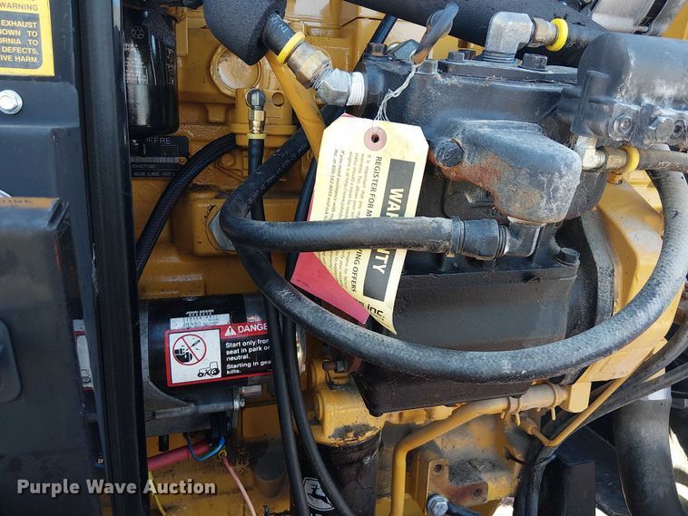 image for item NU9762 2016 Duraco 124DJT pothole patcher