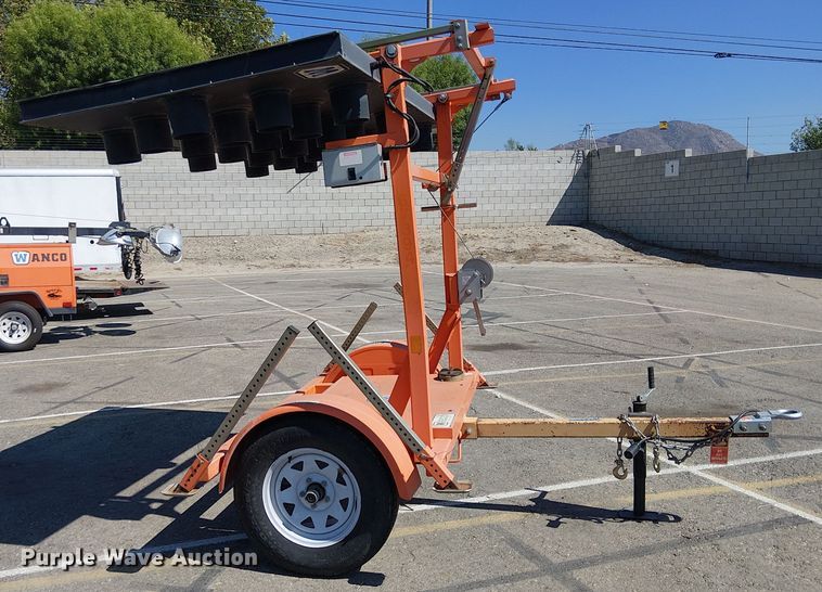 image for item YA0972 2018 Wanco arrow board trailer