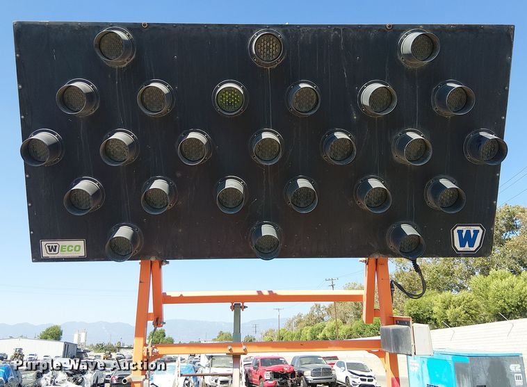 image for item YA0972 2018 Wanco arrow board trailer