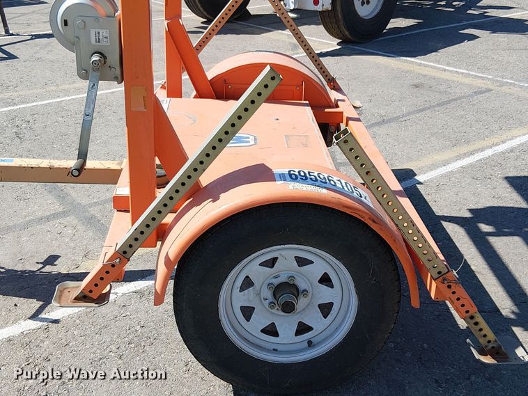 image for item YA0972 2018 Wanco arrow board trailer