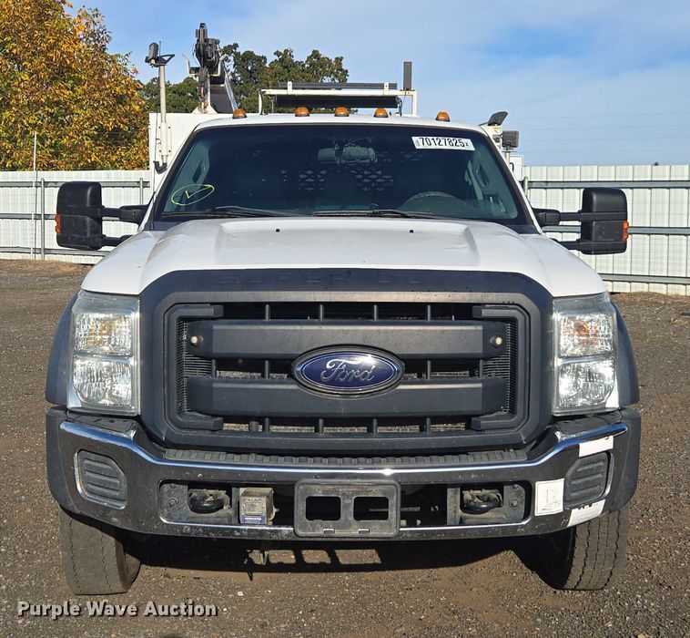 image for item YA1001 2015 Ford F550 SuperCab utility / service truck