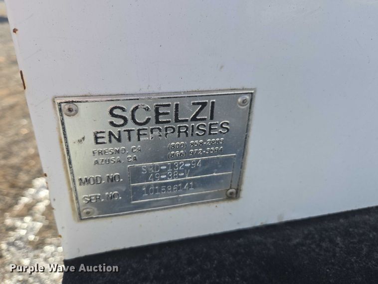 image for item YA1001 2015 Ford F550 SuperCab utility / service truck