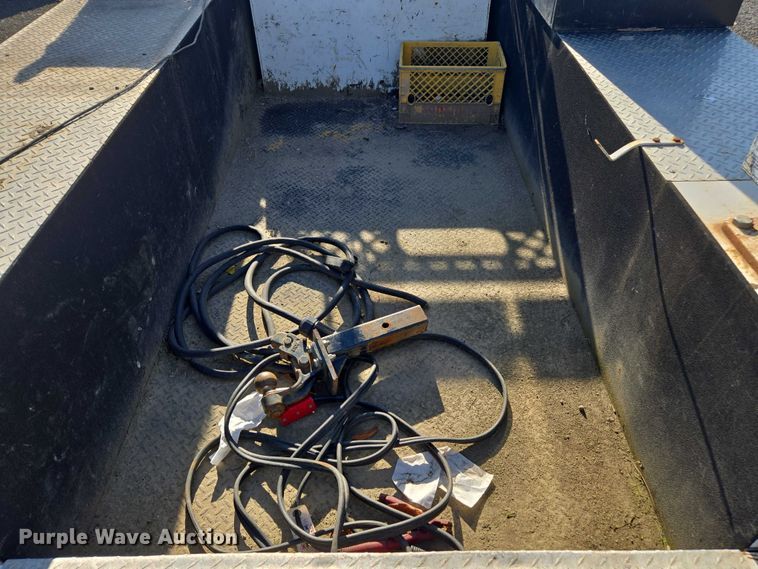 image for item YA1001 2015 Ford F550 SuperCab utility / service truck