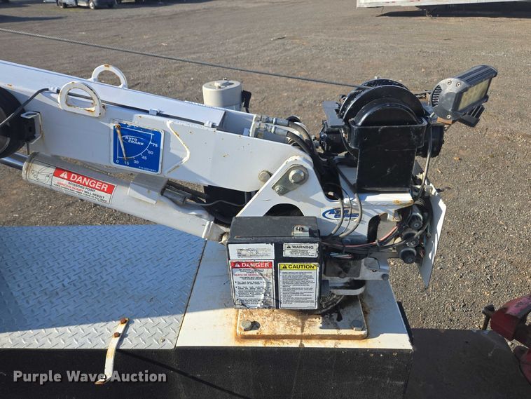 image for item YA1001 2015 Ford F550 SuperCab utility / service truck