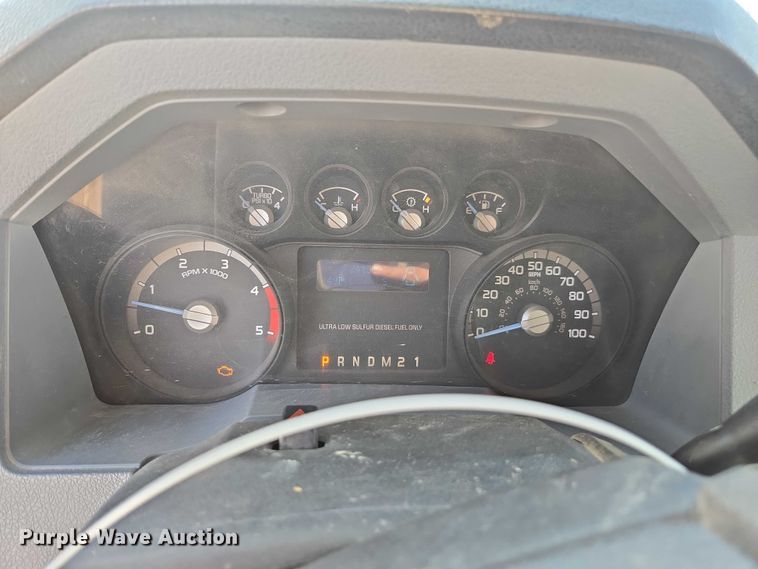 image for item YA1001 2015 Ford F550 SuperCab utility / service truck