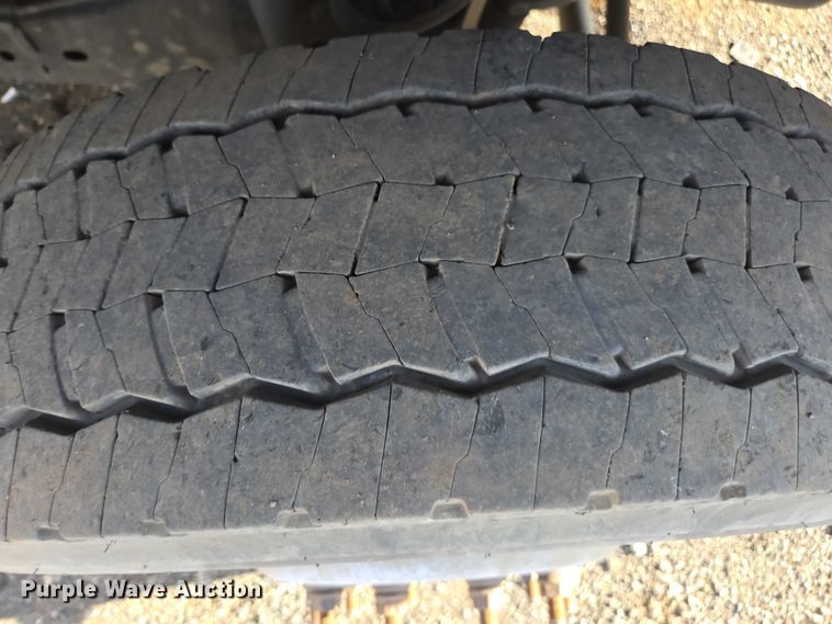 image for item YA1001 2015 Ford F550 SuperCab utility / service truck