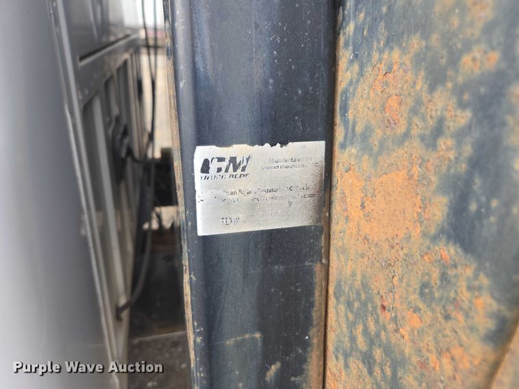 image for item YA1003 2015 Ford F550 Crew Cab flatbed truck