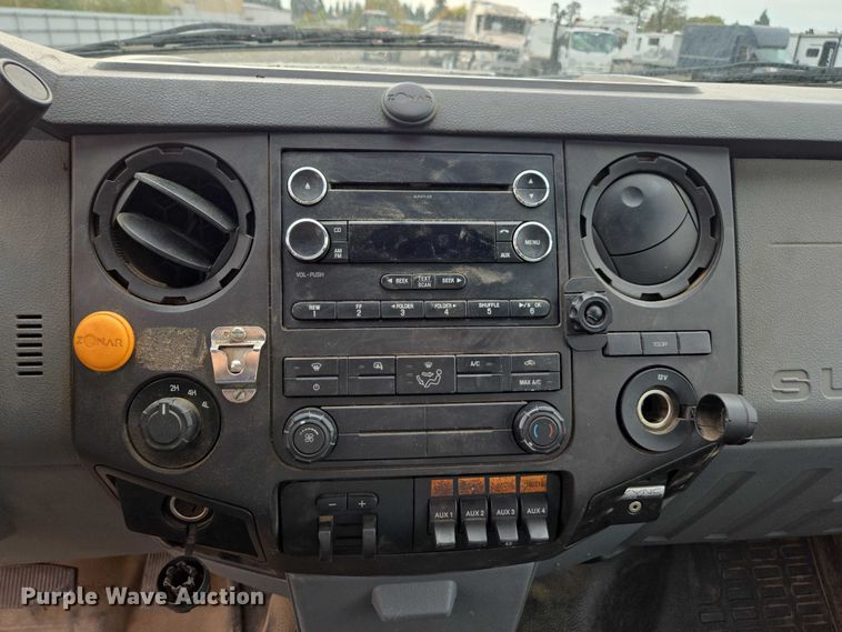 image for item YA1003 2015 Ford F550 Crew Cab flatbed truck