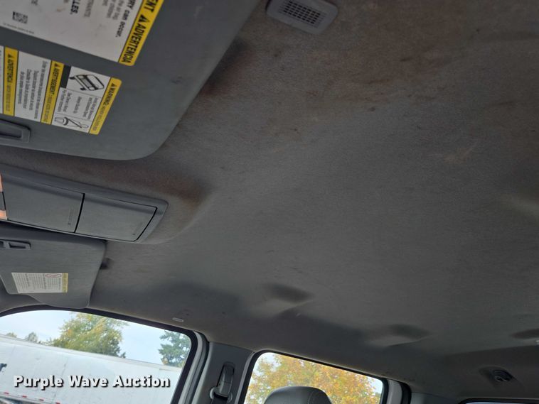 image for item YA1003 2015 Ford F550 Crew Cab flatbed truck