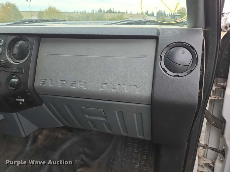 image for item YA1003 2015 Ford F550 Crew Cab flatbed truck