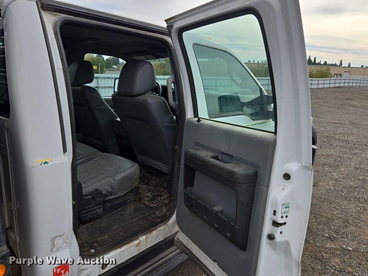 image for item YA1003 2015 Ford F550 Crew Cab flatbed truck