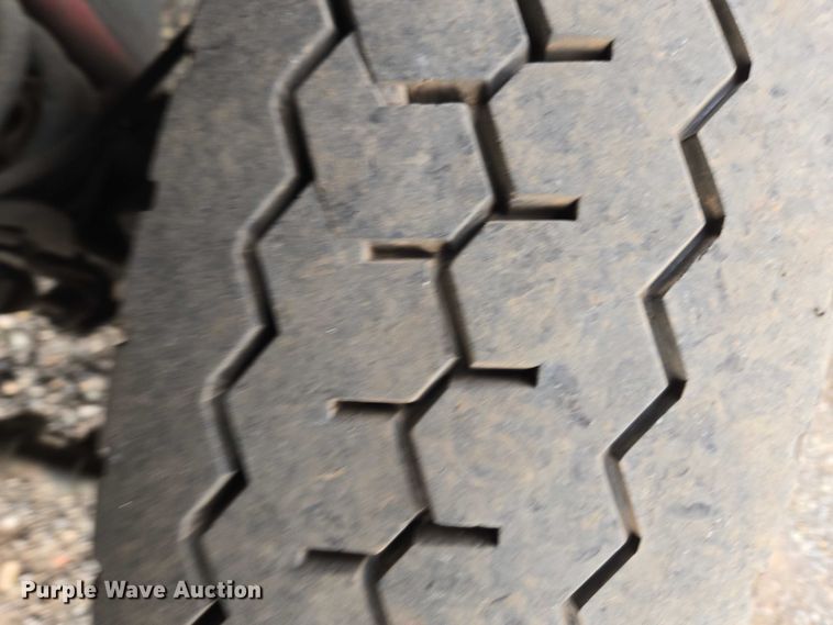 image for item YA1003 2015 Ford F550 Crew Cab flatbed truck