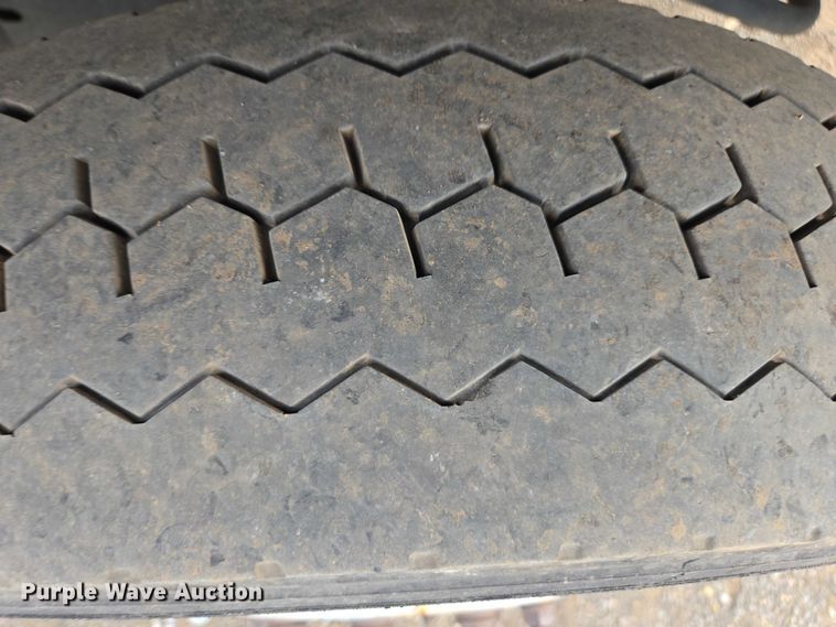 image for item YA1003 2015 Ford F550 Crew Cab flatbed truck