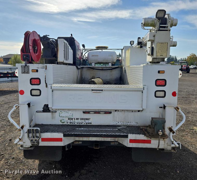 image for item YA1007 2015 Ford F550 SuperCab utility / service truck